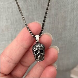 Alexander Mcqueen Pave Skull Necklace